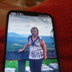 Meet your Posher, Sharon